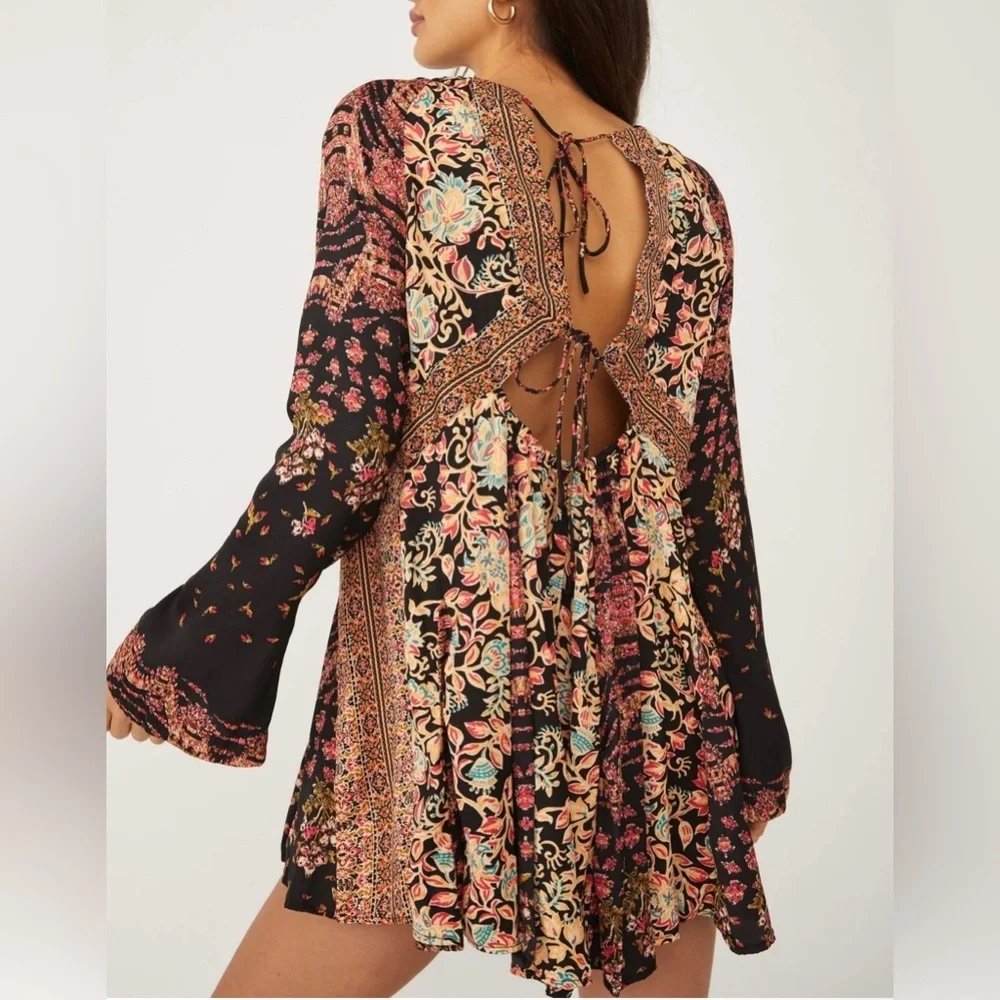 * SOLD* Free People Stevie Tunic Bohemian Western Floral Bell Sleeves Size XS - Picture 2 of 6